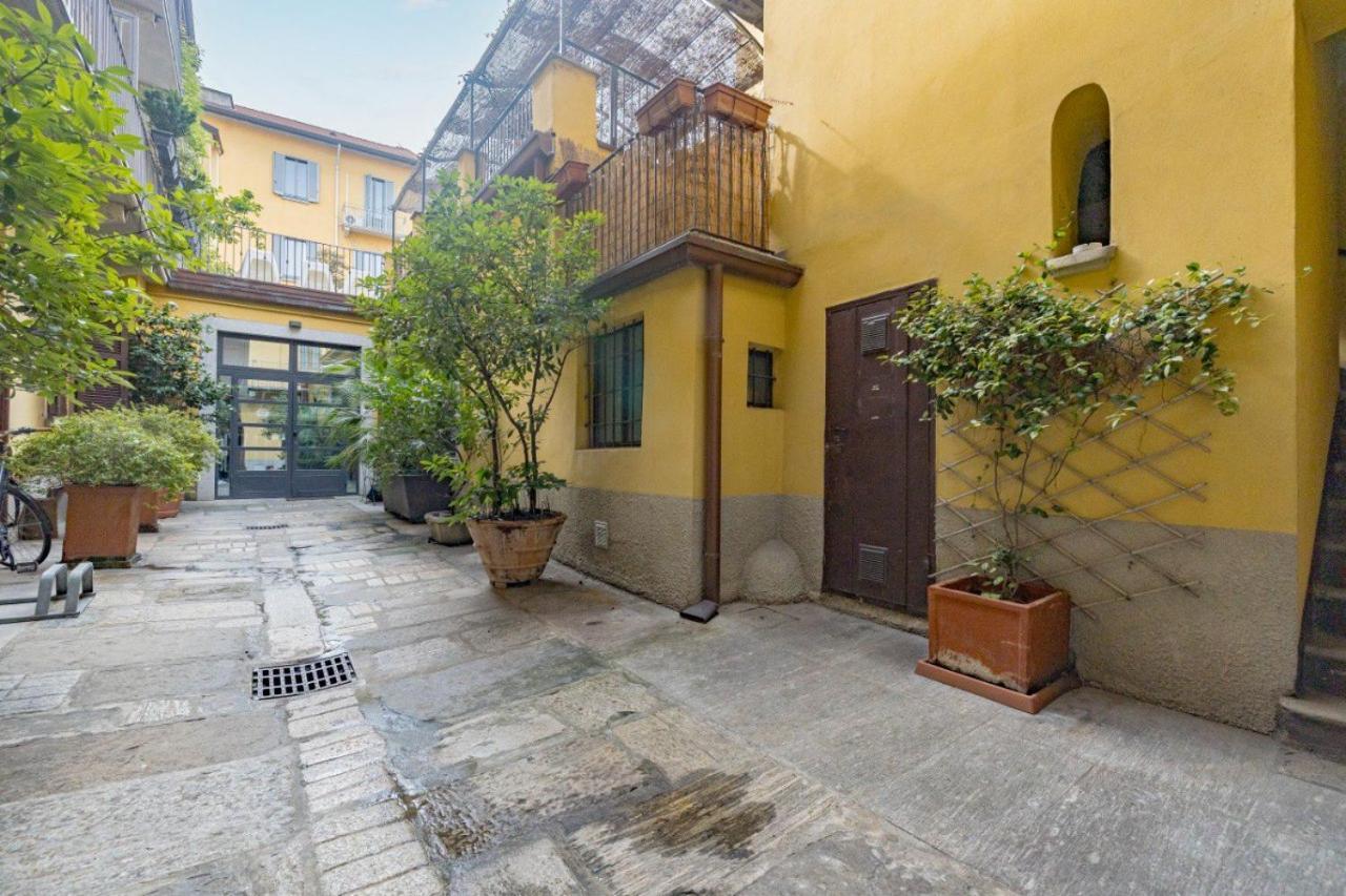 Апартаменты Charme Loft - 5 Min Duomo Милан Экстерьер фото